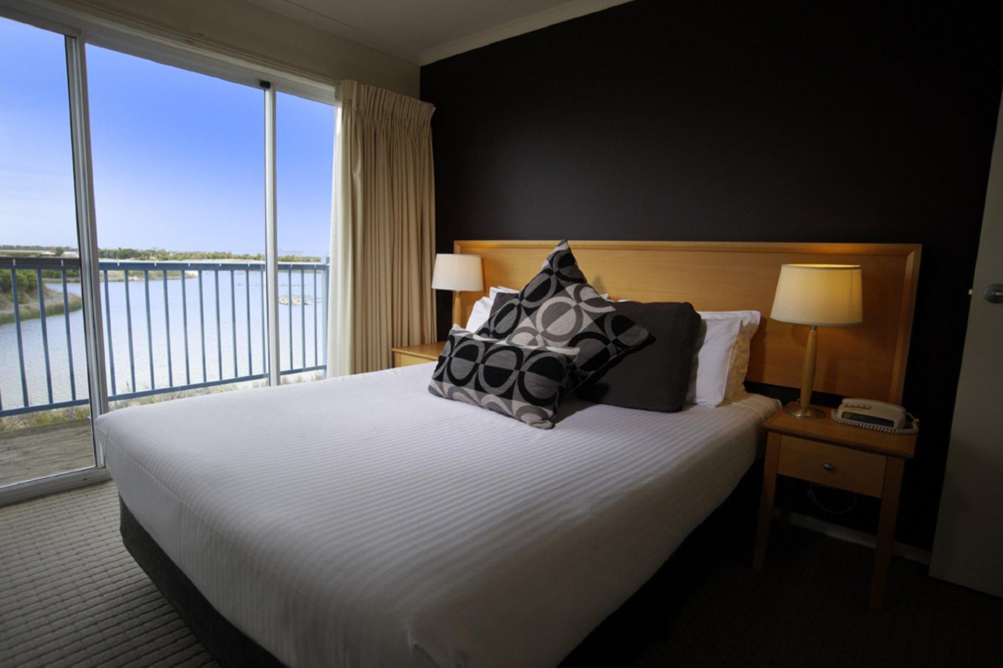 Aparthotel Quest Williamstown North Exterior foto